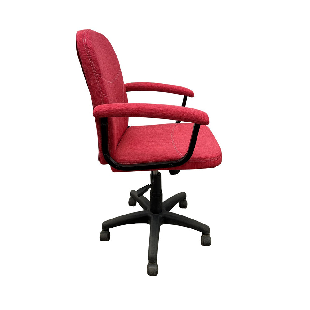 Cadeira de escritório diretor com braço acolchoado tecido Méier - MS System