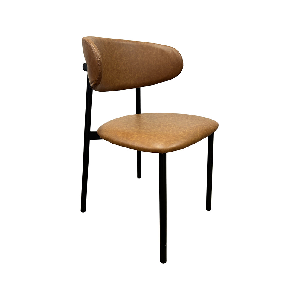 Cadeira Alba com Pés de Aço