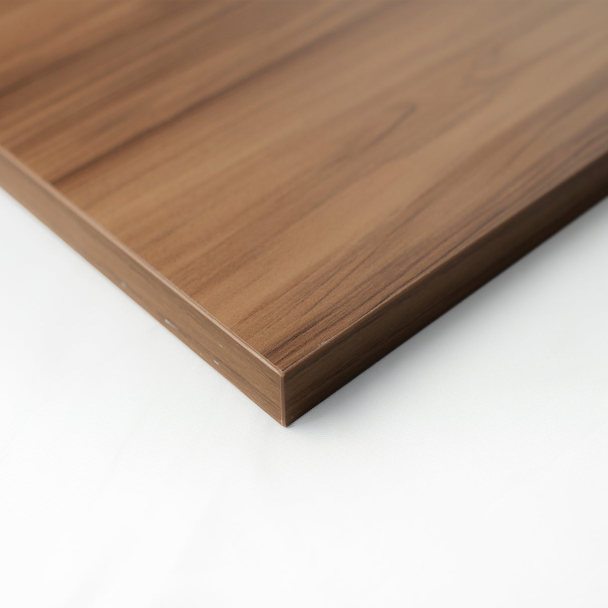 Mesa elétrica orgânica com caixa de tomadas esquerda 72 a 119A X 140L X 70P