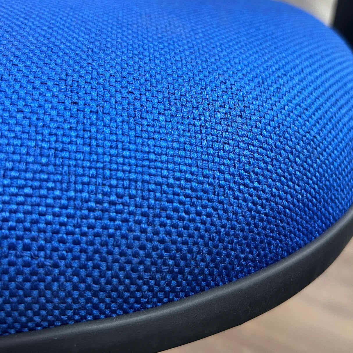 Cadeira de Escritório secretária giratória 758 em tecido com braço - Turim