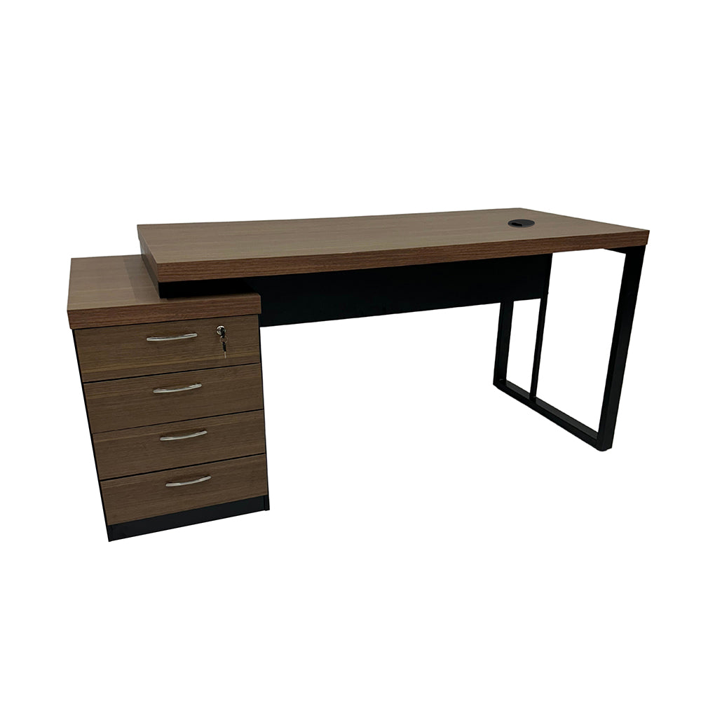 Mesa de Escritório 172cm Dinâmica Pé Metálico Com Gaveteiro Pedestal de 4 gavetas - SM Prime - 76AX172LX70P