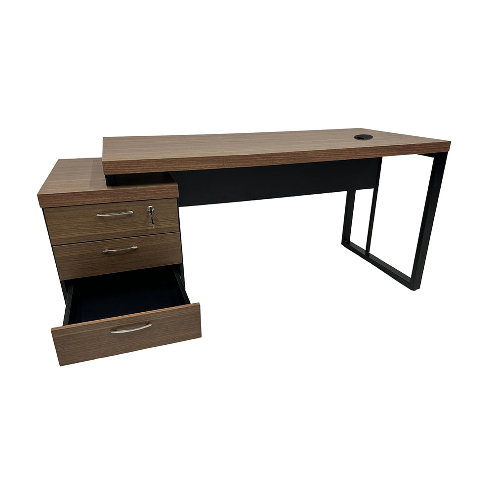 Mesa de Escritório 172cm Dinâmica Pé Metálico Com Gaveteiro Pedestal de 4 gavetas - SM Prime - 76AX172LX70P