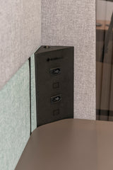 CABINE ACÚSTICA INICIAL 1 LUGAR C/ MESA REGULÁVEL COSTA C/ VIDRO  222A x 95L x 90P