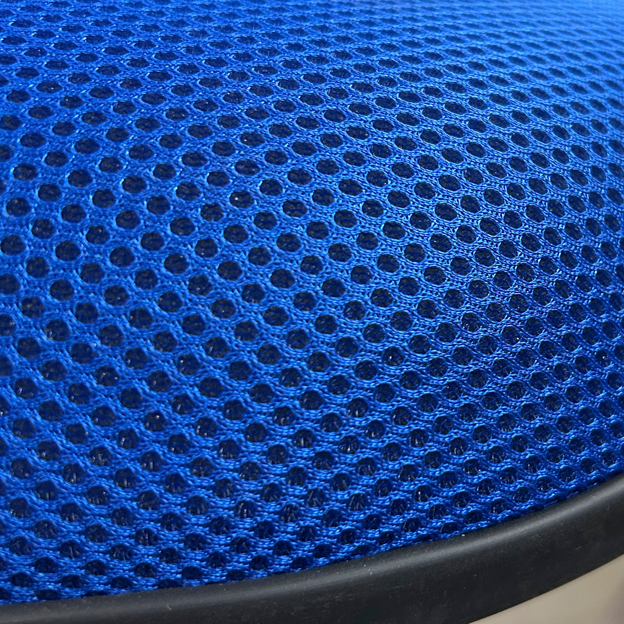 Cadeira de Escritório secretária giratória 758 em tecido space com braço - Turim