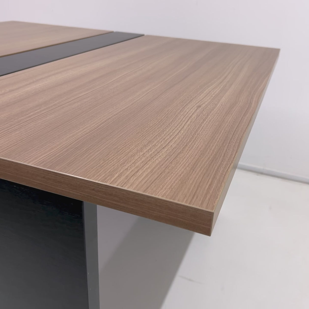 Mesa Plataforma dupla com pé painel - SM Corporativo - 77AX110LX120P